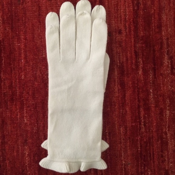 100% Cashmere Gloves - never been worn before! - Picture 3 of 4